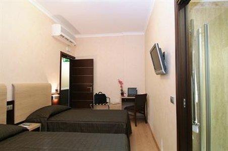 Eh Suites Rome Airport Euro House Hotels Fiumicino Dış mekan fotoğraf