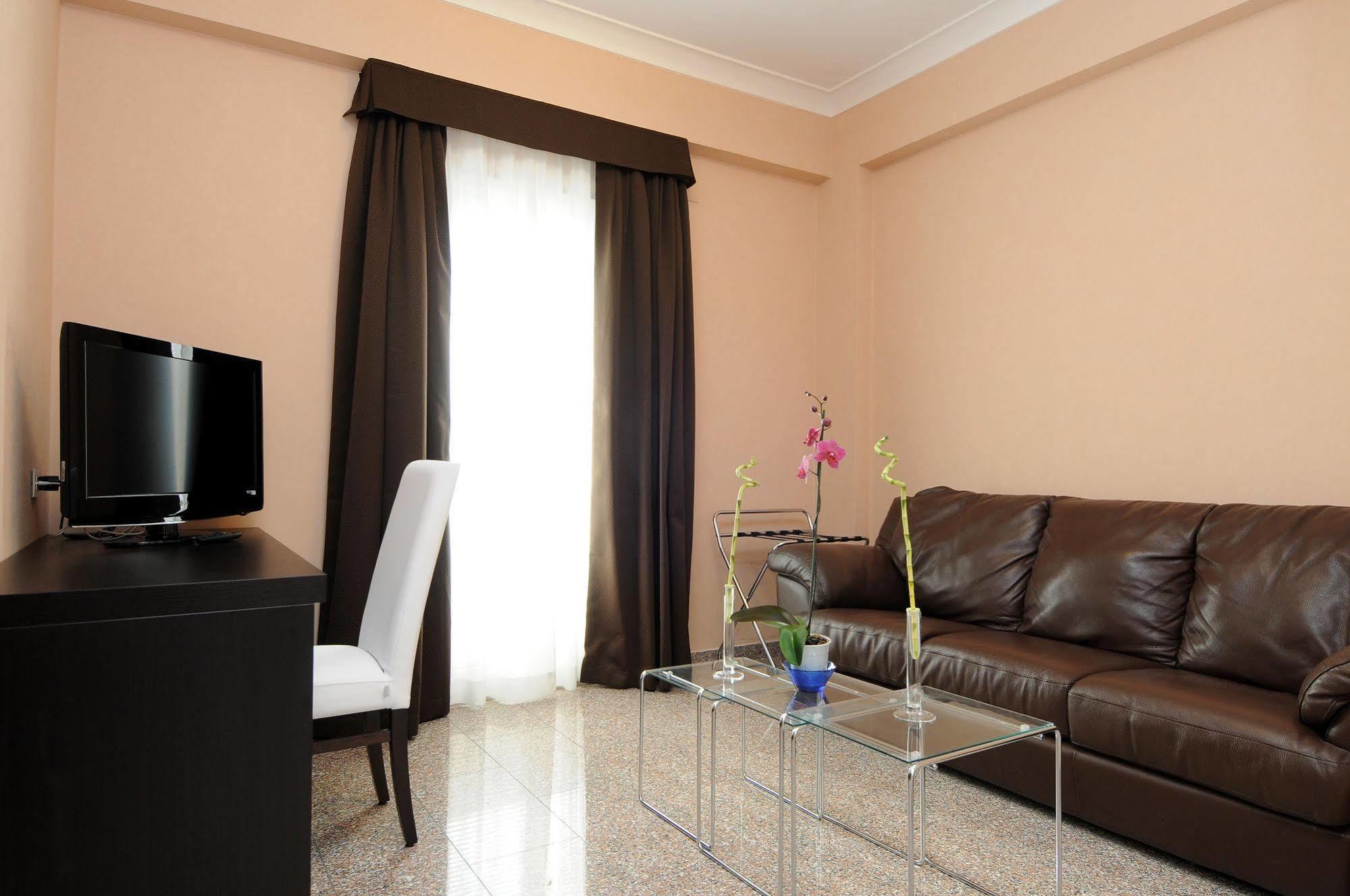 Eh Suites Rome Airport Euro House Hotels Fiumicino Dış mekan fotoğraf