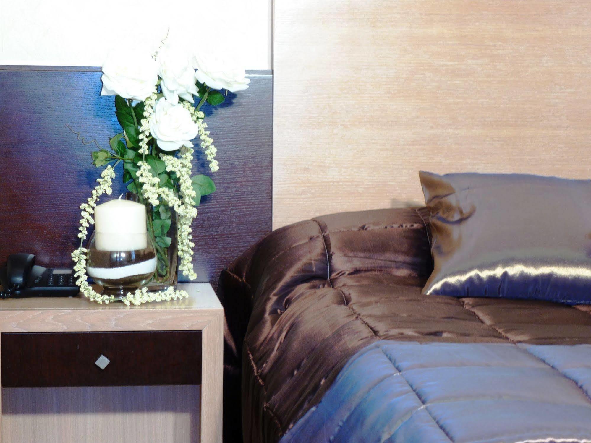 Eh Suites Rome Airport Euro House Hotels Fiumicino Dış mekan fotoğraf